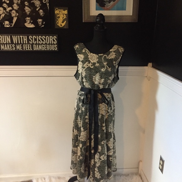 Dress Barn Dresses & Skirts - Vintage Style Dress Barn Textured Cocktail Dress